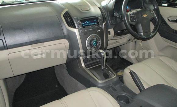 Acheter Occasion Voiture Chevrolet TrailBlazer Blanc à Beitbridge, Matabeleland South Acheter Occasion Voiture Chevrolet TrailBlazer Blanc à Beitbridge, Matabeleland South