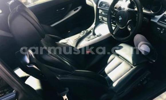 Acheter Occasion Voiture BMW M5 Blanc à Beitbridge, Matabeleland South Acheter Occasion Voiture BMW M5 Blanc à Beitbridge, Matabeleland South