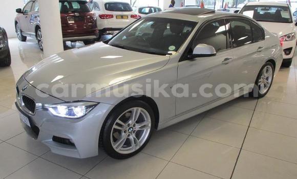 Nunua Ilio tumika BMW 3–Series Fedha Gari ndani ya Beitbridge nchini Matabeleland Kusini