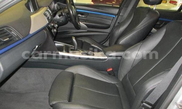 Tenga Tsaru BMW 3–Series Sirivha Mota in Beitbridge in Matabeleland South Tenga Tsaru BMW 3–Series Sirivha Mota in Beitbridge in Matabeleland South