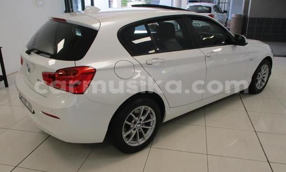 Acheter Occasion Voiture BMW 1-Series Blanc à Beitbridge, Matabeleland South Acheter Occasion Voiture BMW 1-Series Blanc à Beitbridge, Matabeleland South