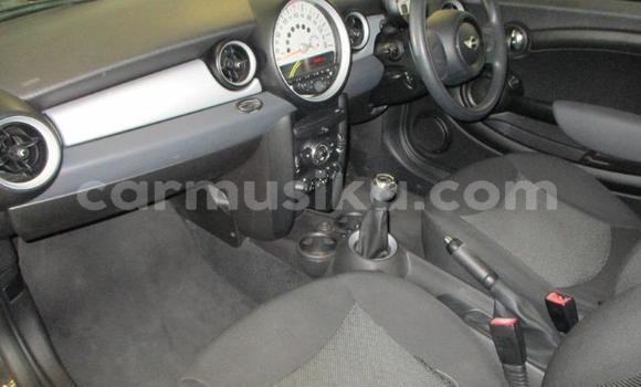 Tenga Tsaru MINI Cooper Zvimwe Mota in Beitbridge in Matabeleland South Tenga Tsaru MINI Cooper Zvimwe Mota in Beitbridge in Matabeleland South