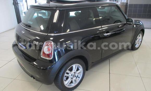 Tenga Tsaru MINI Cooper Zvimwe Mota in Beitbridge in Matabeleland South Tenga Tsaru MINI Cooper Zvimwe Mota in Beitbridge in Matabeleland South