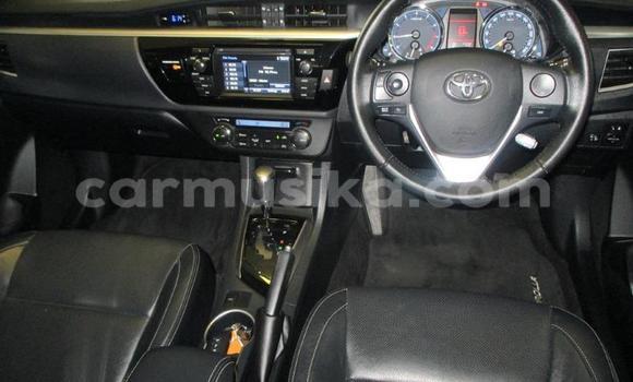 Acheter Occasion Voiture Toyota Corolla Blanc à Beitbridge, Matabeleland South Acheter Occasion Voiture Toyota Corolla Blanc à Beitbridge, Matabeleland South