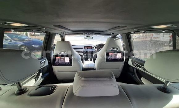 Nunua Ilio tumika BMW X5 M Bluu Gari ndani ya Beitbridge nchini Matabeleland Kusini Nunua Ilio tumika BMW X5 M Bluu Gari ndani ya Beitbridge nchini Matabeleland Kusini