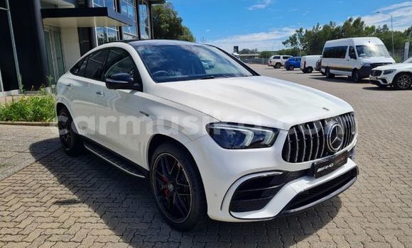 Nunua Ilio tumika Mercedes‒Benz GLC Coupe Nyeupe Gari ndani ya Beitbridge nchini Matabeleland Kusini