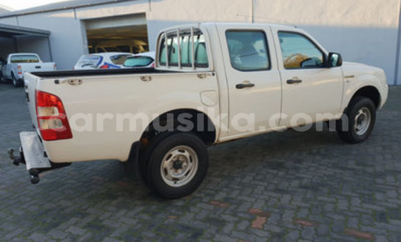 Acheter Occasion Voiture Ford Ranger Blanc à Beitbridge, Matabeleland South Acheter Occasion Voiture Ford Ranger Blanc à Beitbridge, Matabeleland South