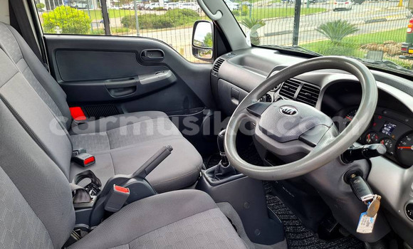 Acheter Occasion Utilitaire Kia K2700 Blanc à Beitbridge, Matabeleland South Acheter Occasion Utilitaire Kia K2700 Blanc à Beitbridge, Matabeleland South
