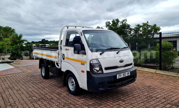 Acheter Occasion Utilitaire Kia K2700 Blanc à Beitbridge, Matabeleland South Acheter Occasion Utilitaire Kia K2700 Blanc à Beitbridge, Matabeleland South