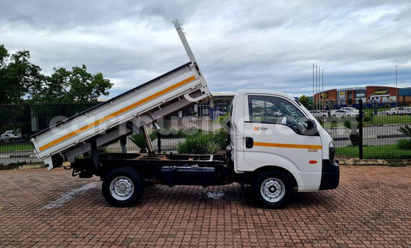 Acheter Occasion Utilitaire Kia K2700 Blanc à Beitbridge, Matabeleland South Acheter Occasion Utilitaire Kia K2700 Blanc à Beitbridge, Matabeleland South