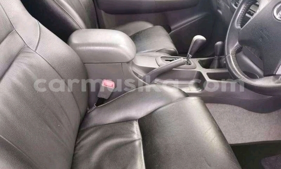 Buy Used Toyota Hilux White Car in Beitbridge in Matabeleland South Buy Used Toyota Hilux White Car in Beitbridge in Matabeleland South