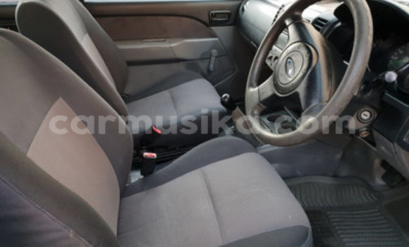 Acheter Occasion Voiture Ford Ranger Blanc à Beitbridge, Matabeleland South Acheter Occasion Voiture Ford Ranger Blanc à Beitbridge, Matabeleland South