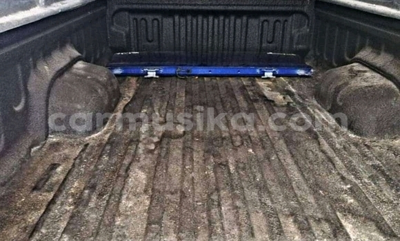 Buy Used Toyota Hilux Blue Car in Beitbridge in Matabeleland South Buy Used Toyota Hilux Blue Car in Beitbridge in Matabeleland South