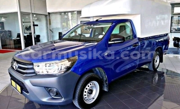 Buy Used Toyota Hilux Blue Car in Beitbridge in Matabeleland South Buy Used Toyota Hilux Blue Car in Beitbridge in Matabeleland South
