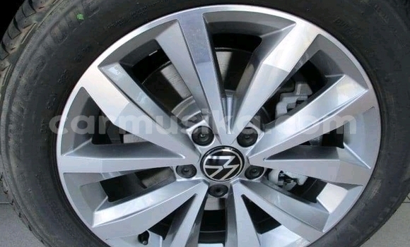 Buy Used Volkswagen T-Roc Red Car in Beitbridge in Matabeleland South Buy Used Volkswagen T-Roc Red Car in Beitbridge in Matabeleland South