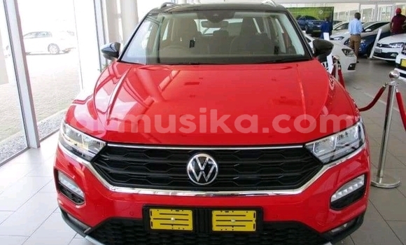Buy Used Volkswagen T-Roc Red Car in Beitbridge in Matabeleland South Buy Used Volkswagen T-Roc Red Car in Beitbridge in Matabeleland South