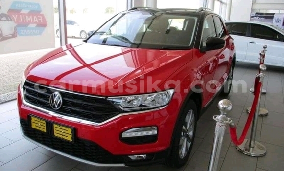 Buy Used Volkswagen T-Roc Red Car in Beitbridge in Matabeleland South Buy Used Volkswagen T-Roc Red Car in Beitbridge in Matabeleland South