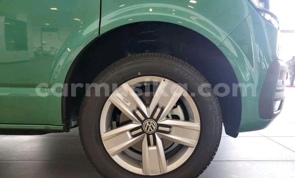 Buy Used Volkswagen Caravelle Blue Car in Beitbridge in Matabeleland South Buy Used Volkswagen Caravelle Blue Car in Beitbridge in Matabeleland South