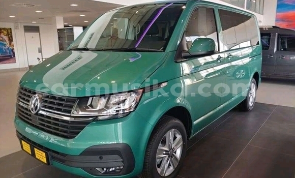 Buy Used Volkswagen Caravelle Blue Car in Beitbridge in Matabeleland South Buy Used Volkswagen Caravelle Blue Car in Beitbridge in Matabeleland South