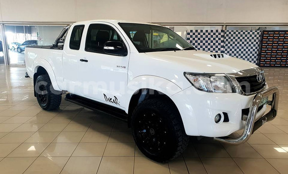 Acheter Occasion Voiture Toyota Hilux Blanc à Beitbridge, Matabeleland South Acheter Occasion Voiture Toyota Hilux Blanc à Beitbridge, Matabeleland South