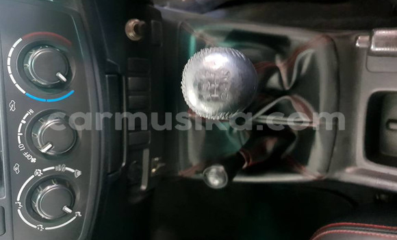 Acheter Occasion Voiture Toyota Hilux Blanc à Beitbridge, Matabeleland South Acheter Occasion Voiture Toyota Hilux Blanc à Beitbridge, Matabeleland South