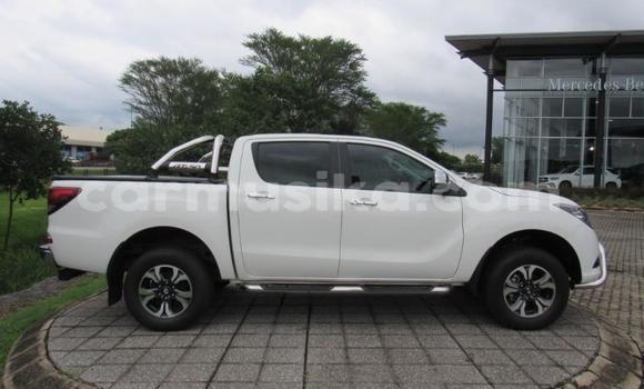 Tenga Tsaru Mazda BT-50 Chena Mota in Beitbridge in Matabeleland South Tenga Tsaru Mazda BT-50 Chena Mota in Beitbridge in Matabeleland South