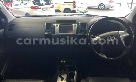 Nunua Ilio tumika Toyota Fortuner Fedha Gari ndani ya Beitbridge nchini Matabeleland Kusini Nunua Ilio tumika Toyota Fortuner Fedha Gari ndani ya Beitbridge nchini Matabeleland Kusini