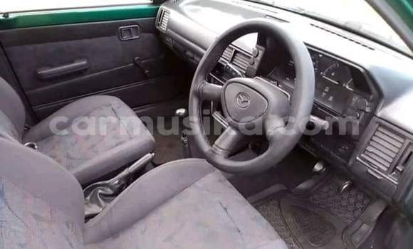 Acheter Occasion Voiture Mazda 323 Autre à Beitbridge, Matabeleland South Acheter Occasion Voiture Mazda 323 Autre à Beitbridge, Matabeleland South