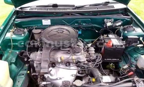 Acheter Occasion Voiture Mazda 323 Autre à Beitbridge, Matabeleland South Acheter Occasion Voiture Mazda 323 Autre à Beitbridge, Matabeleland South