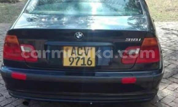 Nunua Ilio tumika BMW 3–Series Nyeusi Gari ndani ya Alexandra Park nchini Harare Nunua Ilio tumika BMW 3–Series Nyeusi Gari ndani ya Alexandra Park nchini Harare