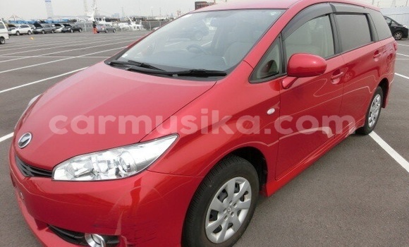 Buy Used Toyota Wish Red Car in Beitbridge in Matabeleland South