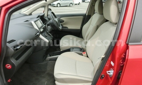 Acheter Occasion Voiture Toyota Wish Rouge à Beitbridge, Matabeleland South Acheter Occasion Voiture Toyota Wish Rouge à Beitbridge, Matabeleland South