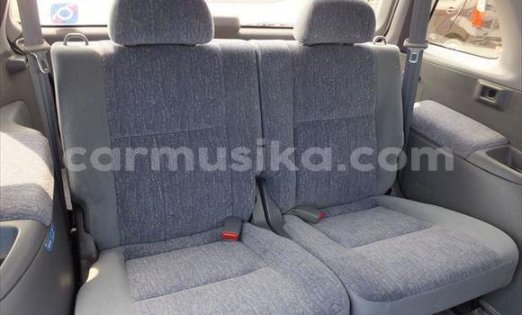 Nunua Ilio tumika Toyota Ipsum Fedha Gari ndani ya Beitbridge nchini Matabeleland Kusini Nunua Ilio tumika Toyota Ipsum Fedha Gari ndani ya Beitbridge nchini Matabeleland Kusini