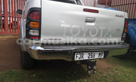 Acheter Occasion Voiture Toyota Hilux Blanc à Beitbridge, Matabeleland South Acheter Occasion Voiture Toyota Hilux Blanc à Beitbridge, Matabeleland South