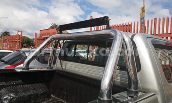 Acheter Occasion Voiture Toyota Hilux Blanc à Beitbridge, Matabeleland South Acheter Occasion Voiture Toyota Hilux Blanc à Beitbridge, Matabeleland South