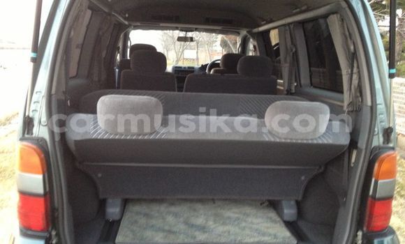 Nunua Ilio tumika Toyota Granvia Nyingine Gari ndani ya Beitbridge nchini Matabeleland Kusini Nunua Ilio tumika Toyota Granvia Nyingine Gari ndani ya Beitbridge nchini Matabeleland Kusini