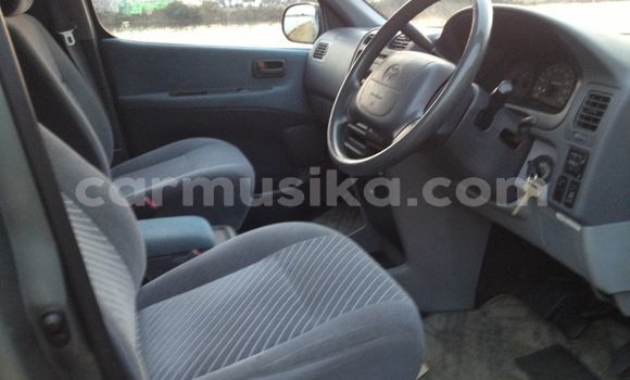 Nunua Ilio tumika Toyota Granvia Nyingine Gari ndani ya Beitbridge nchini Matabeleland Kusini Nunua Ilio tumika Toyota Granvia Nyingine Gari ndani ya Beitbridge nchini Matabeleland Kusini