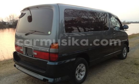 Nunua Ilio tumika Toyota Granvia Nyingine Gari ndani ya Beitbridge nchini Matabeleland Kusini Nunua Ilio tumika Toyota Granvia Nyingine Gari ndani ya Beitbridge nchini Matabeleland Kusini