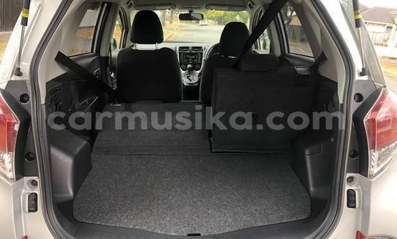 Nunua Ilio tumika Toyota Ractis Fedha Gari ndani ya Beitbridge nchini Matabeleland Kusini Nunua Ilio tumika Toyota Ractis Fedha Gari ndani ya Beitbridge nchini Matabeleland Kusini