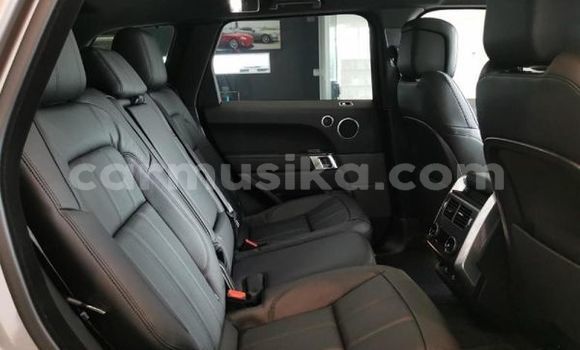 Tenga Tsaru Range Rover Range Rover Bhurawuni Mota in Beitbridge in Matabeleland South Tenga Tsaru Range Rover Range Rover Bhurawuni Mota in Beitbridge in Matabeleland South