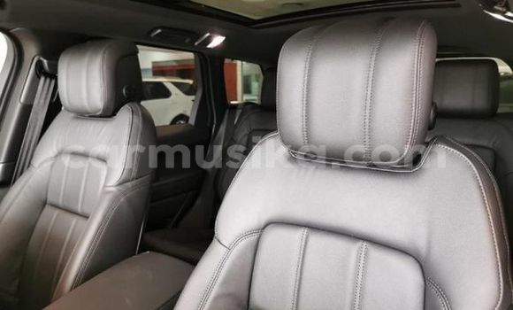 Tenga Tsaru Range Rover Range Rover Bhurawuni Mota in Beitbridge in Matabeleland South Tenga Tsaru Range Rover Range Rover Bhurawuni Mota in Beitbridge in Matabeleland South