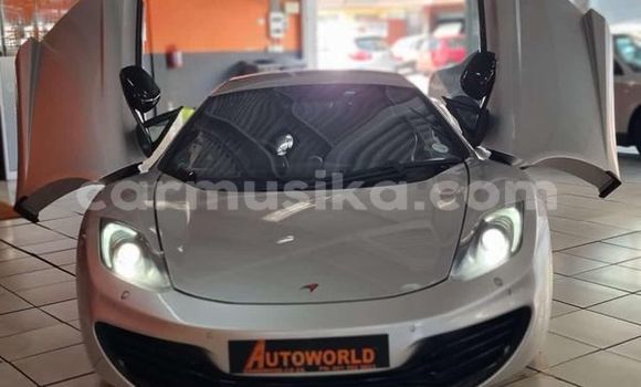 Nunua Ilio tumika McLaren 720S Fedha Gari ndani ya Beitbridge nchini Matabeleland Kusini Nunua Ilio tumika McLaren 720S Fedha Gari ndani ya Beitbridge nchini Matabeleland Kusini