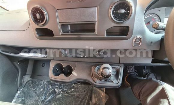 Buy Used Mercedes‒Benz S–Class White Car in Beitbridge in Matabeleland South Buy Used Mercedes‒Benz S–Class White Car in Beitbridge in Matabeleland South