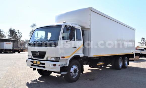 Buy Used Nissan UD White Truck in Beitbridge in Matabeleland South