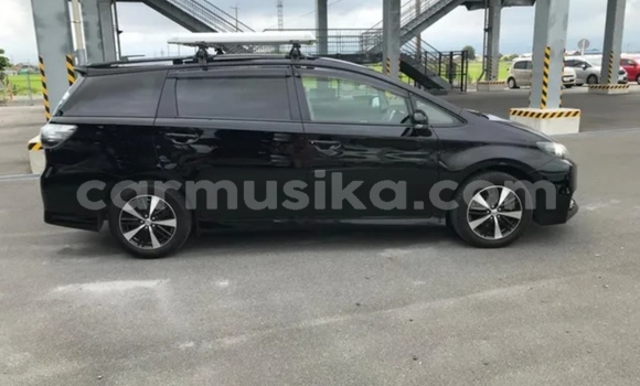 Acheter Occasion Voiture Toyota Wish Noir à Beitbridge, Matabeleland South Acheter Occasion Voiture Toyota Wish Noir à Beitbridge, Matabeleland South