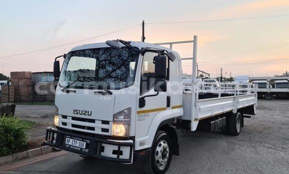 Nunua Ilio tumika Isuzu FTR 850 Nyeupe Lori ndani ya Bulawayo nchini Bulawayo