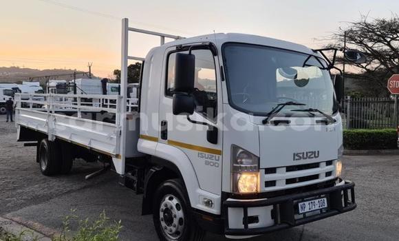 Acheter Occasion Utilitaire Isuzu FTR 850 Blanc à Bulawayo, Bulawayo Acheter Occasion Utilitaire Isuzu FTR 850 Blanc à Bulawayo, Bulawayo