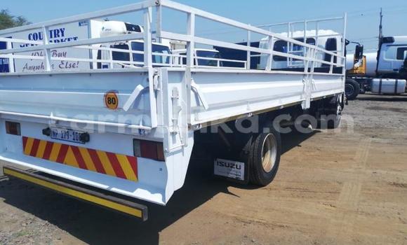 Acheter Occasion Utilitaire Isuzu FTR 850 Blanc à Bulawayo, Bulawayo Acheter Occasion Utilitaire Isuzu FTR 850 Blanc à Bulawayo, Bulawayo