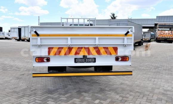 Buy Used Nissan UD White Truck in Harare in Harare Buy Used Nissan UD White Truck in Harare in Harare