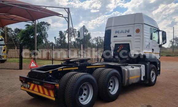 Acheter Occasion Utilitaire Man D20 Blanc à Chinhoyi, Mashonaland West Acheter Occasion Utilitaire Man D20 Blanc à Chinhoyi, Mashonaland West